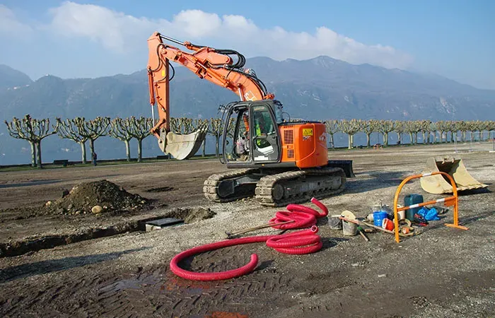 Location-d'engins-avec-chauffeur01